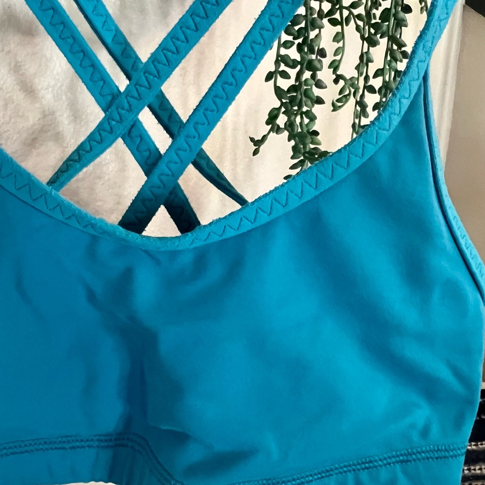 VGUC Patagonia Teal Sports Bra Size Small - Picture 2 of 16